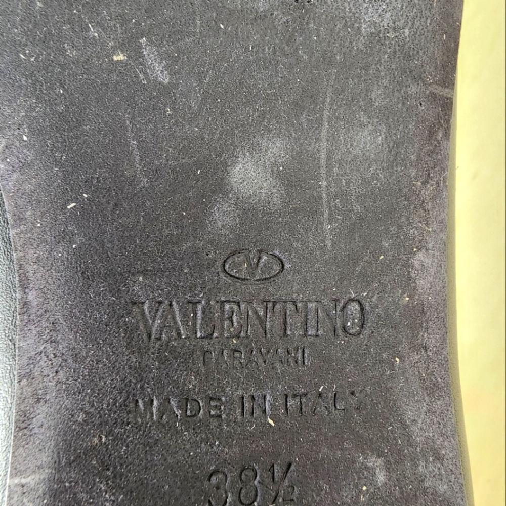 VALENTINO - Picture 9 of 13